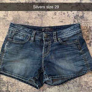 Silver Jeans Women's Classic Blue Jean Shorts